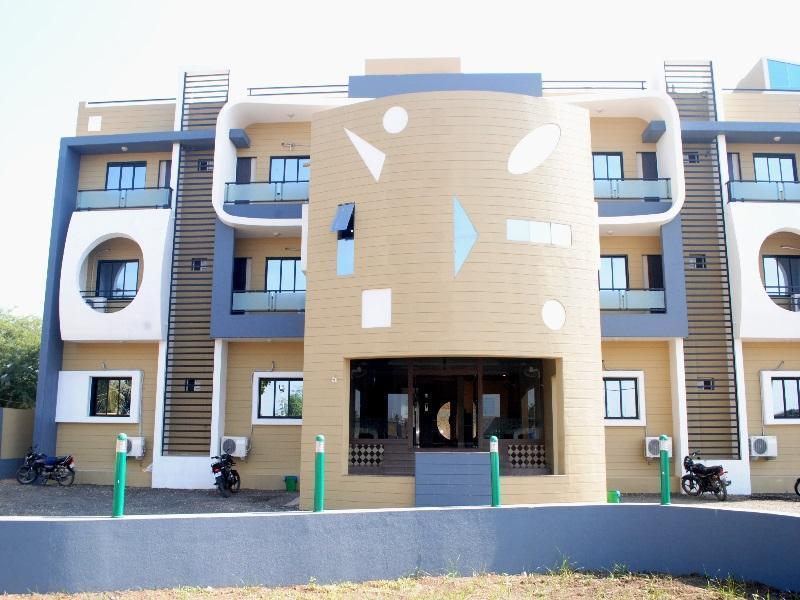 Hotel Sun Plaza Somnath Exterior photo