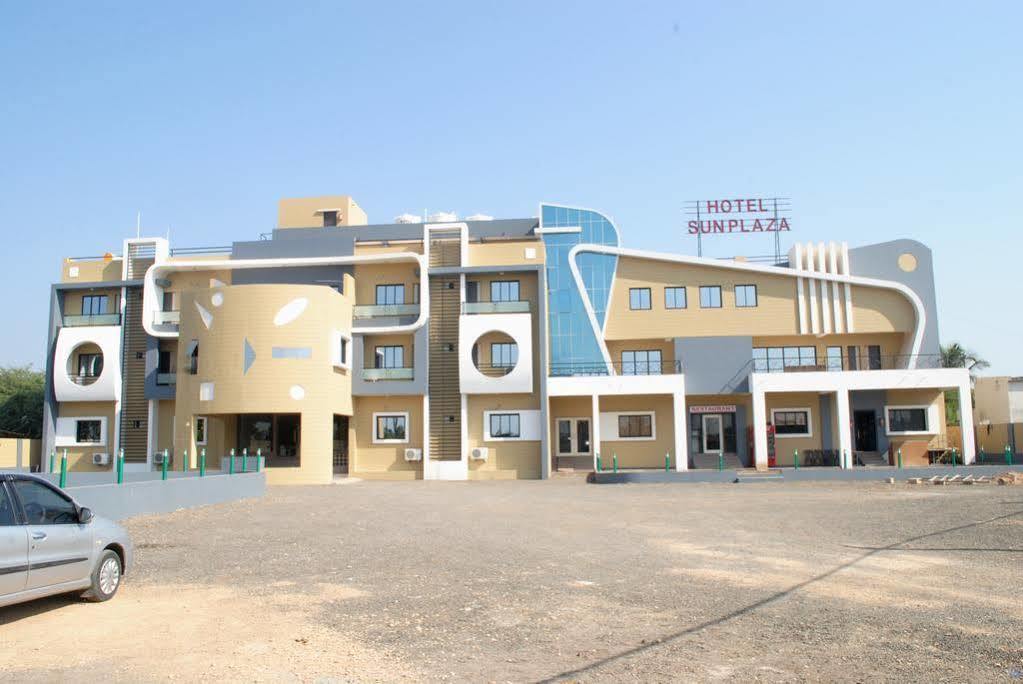Hotel Sun Plaza Somnath Exterior photo